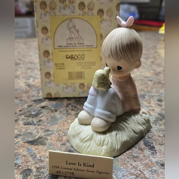 Limited Edition "Love is Kind" Precious Moments Collectible - Picture 1 of 11